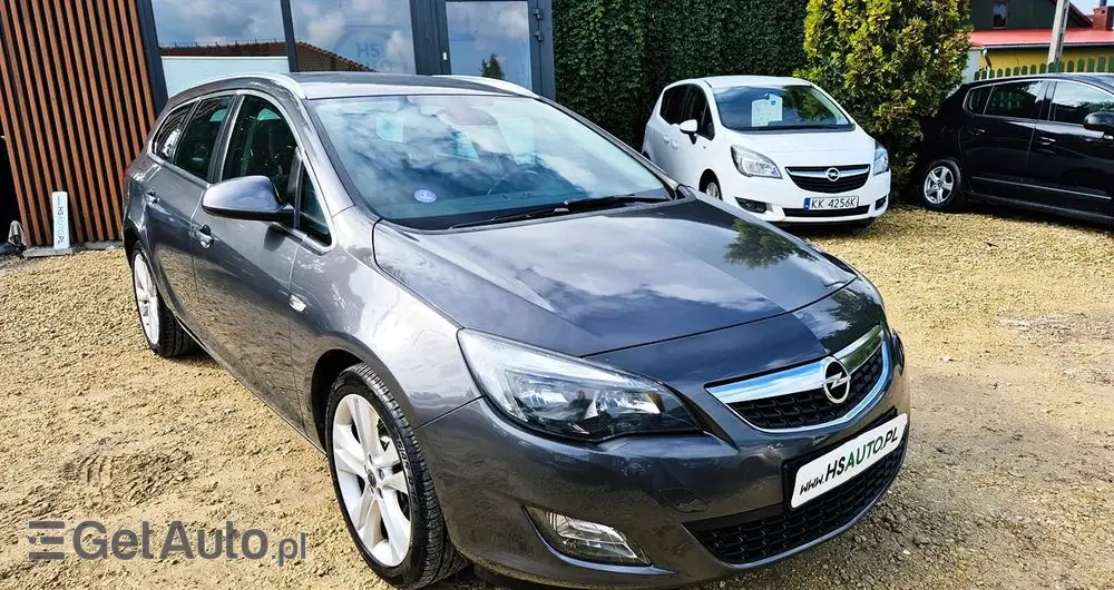 OPEL Astra IV 1.4 T Cosmo