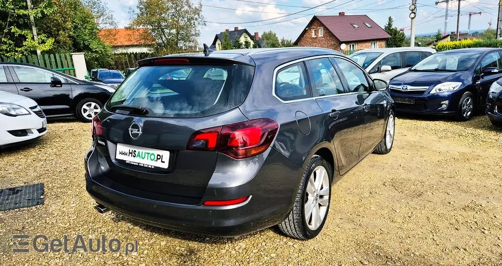 OPEL Astra IV 1.4 T Cosmo