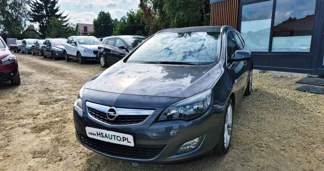 OPEL Astra IV 1.4 T Cosmo