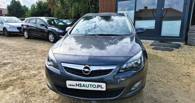 OPEL Astra IV 1.4 T Cosmo