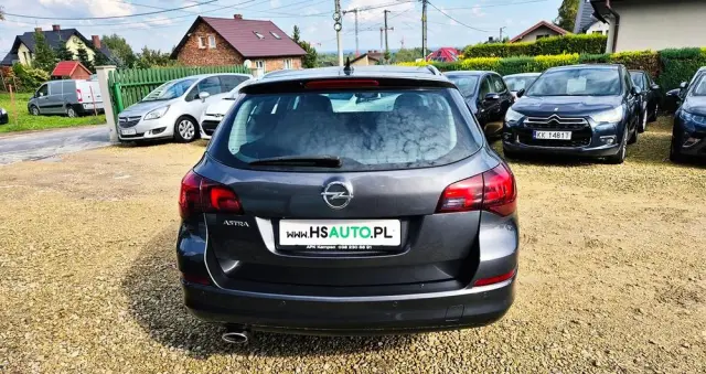 OPEL Astra IV 1.4 T Cosmo