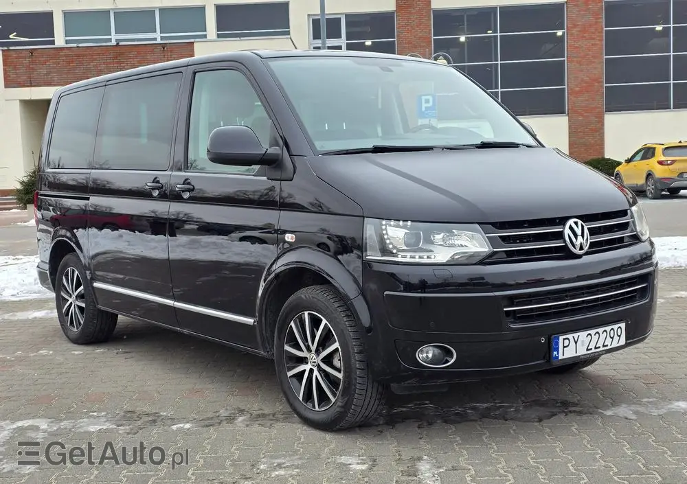 VOLKSWAGEN Multivan 