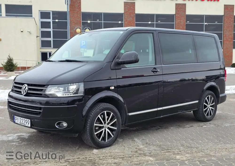 VOLKSWAGEN Multivan 
