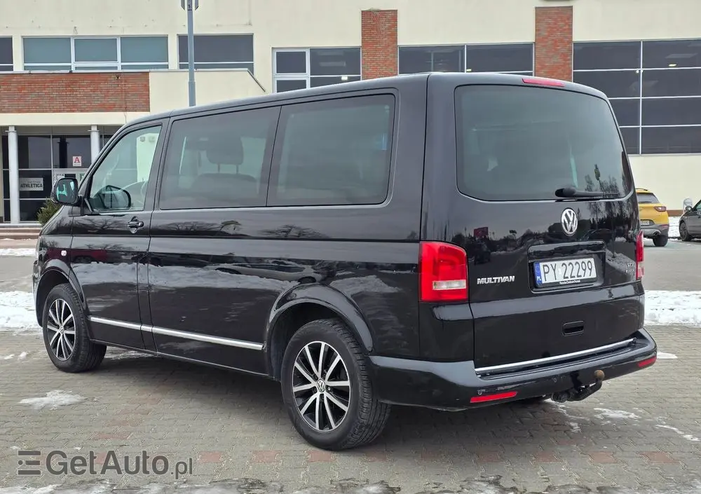 VOLKSWAGEN Multivan 