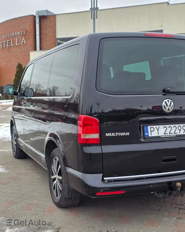 VOLKSWAGEN Multivan 