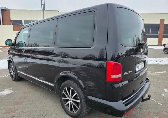 VOLKSWAGEN Multivan 