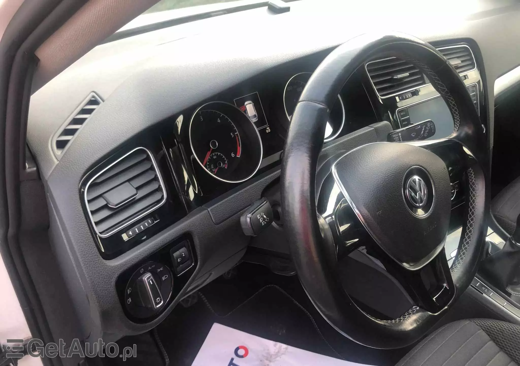 VOLKSWAGEN Golf 2.0 TDI BlueMotion Technology Cup