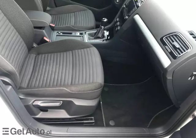 VOLKSWAGEN Golf 2.0 TDI BlueMotion Technology Cup