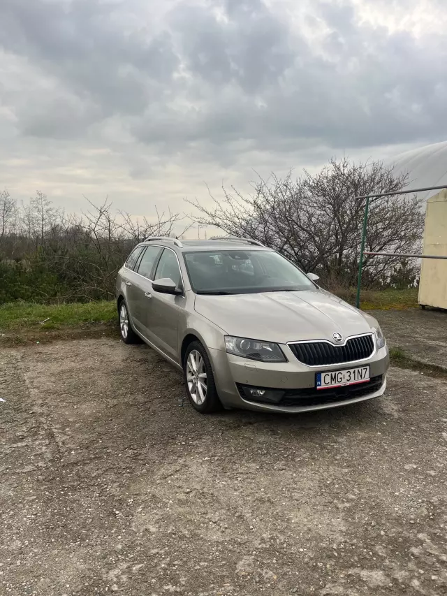 SKODA Octavia 