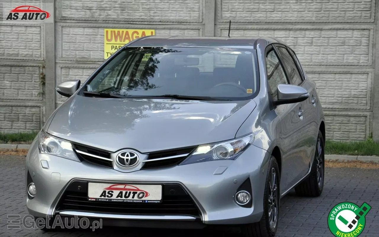 TOYOTA Auris 1.6 Premium Comfort