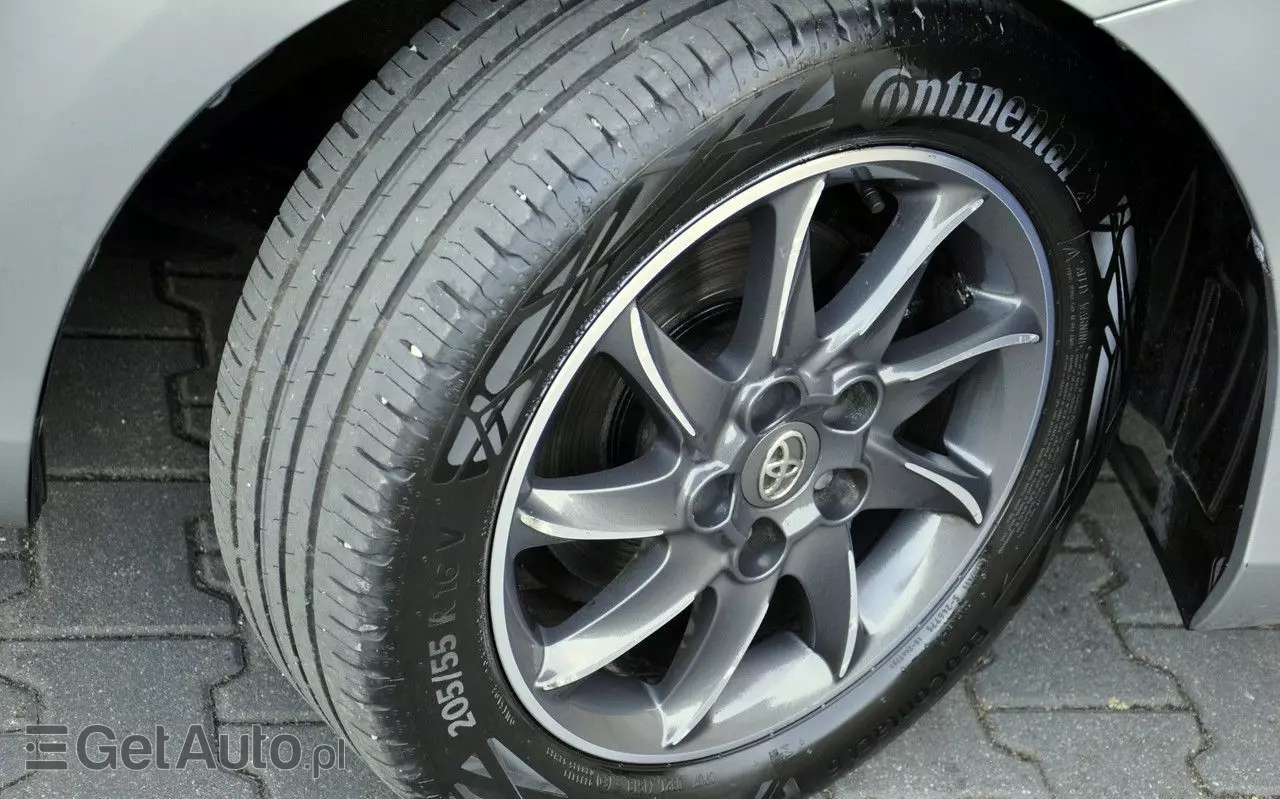 TOYOTA Auris 1.6 Premium Comfort