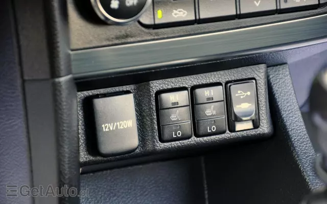 TOYOTA Auris 1.6 Premium Comfort