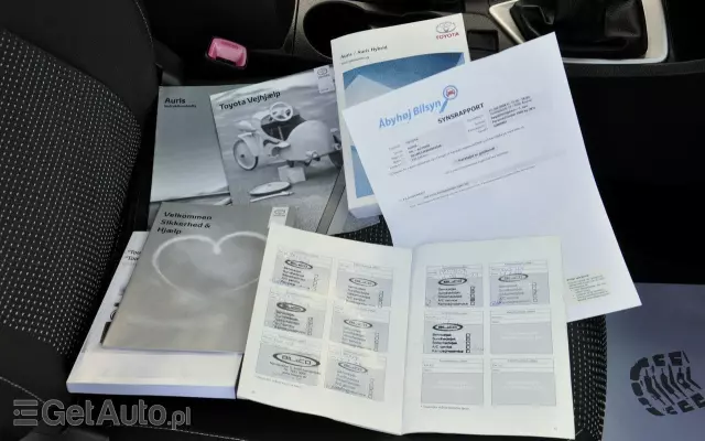 TOYOTA Auris 1.6 Premium Comfort