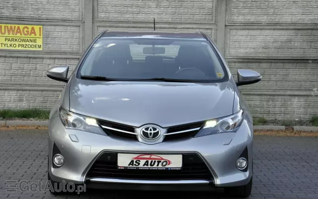 TOYOTA Auris 1.6 Premium Comfort