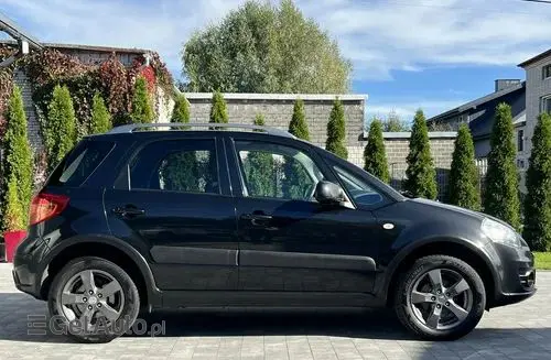 SUZUKI SX4 