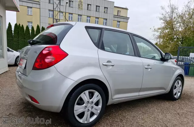 KIA Ceed 1.6 CVVT (122 KM)