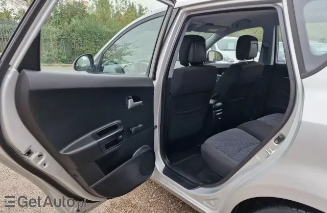 KIA Ceed 1.6 CVVT (122 KM)