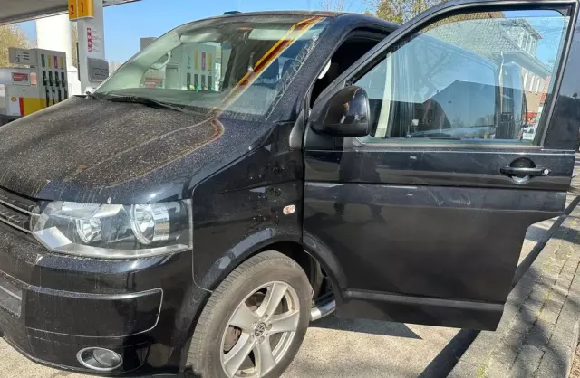 VOLKSWAGEN TRANSPORTER 