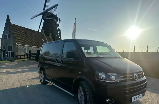 VOLKSWAGEN TRANSPORTER 