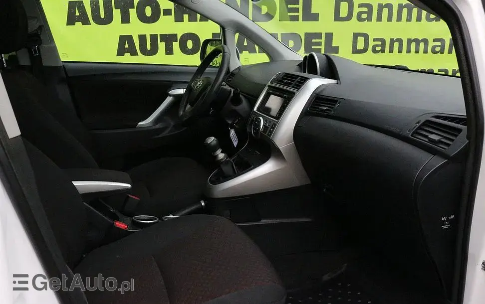 TOYOTA Verso 1.6 Sol