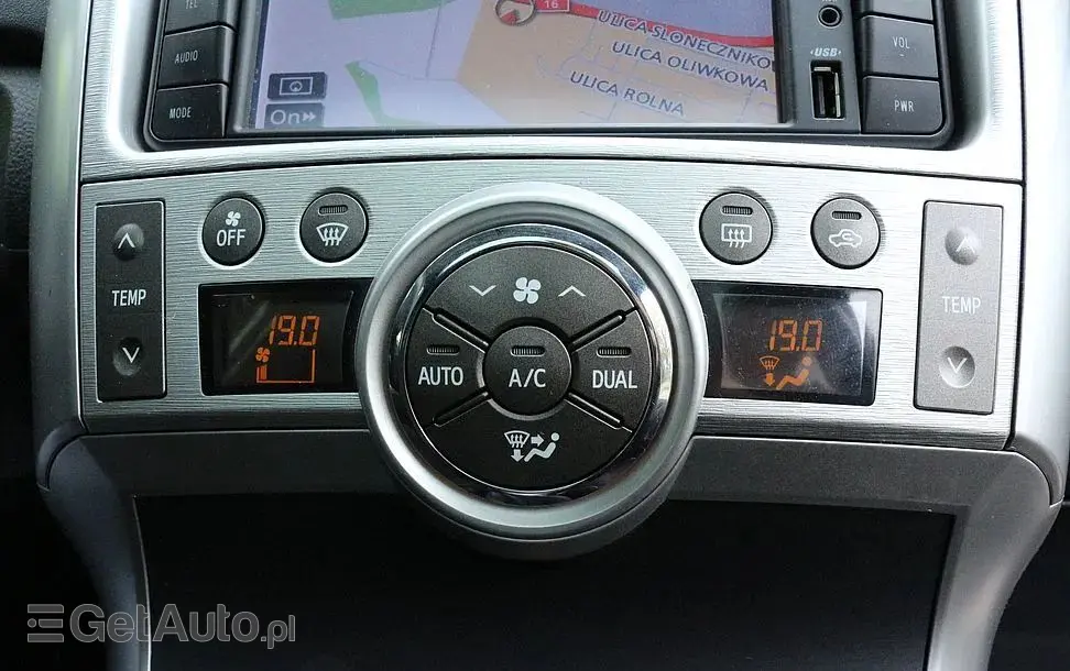 TOYOTA Verso 1.6 Sol