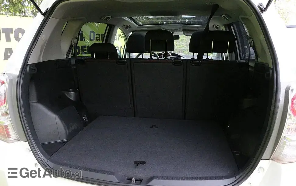 TOYOTA Verso 1.6 Sol