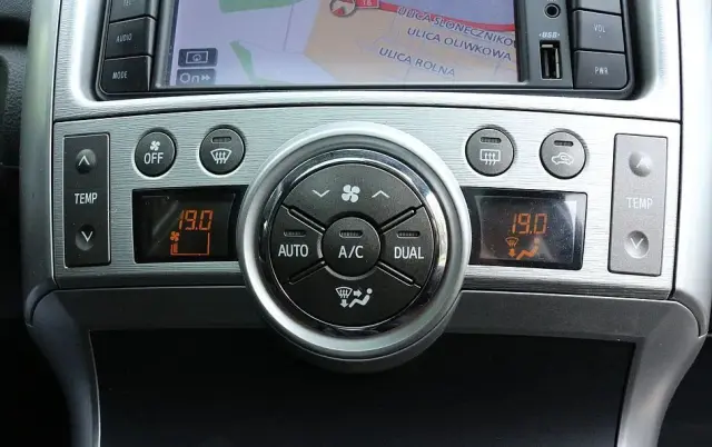 TOYOTA Verso 1.6 Sol