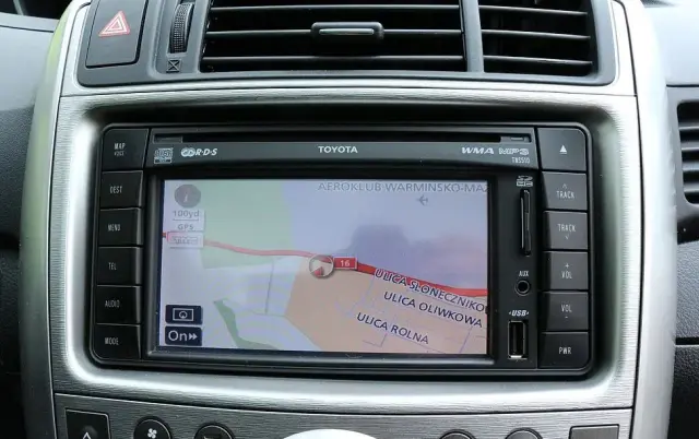 TOYOTA Verso 1.6 Sol