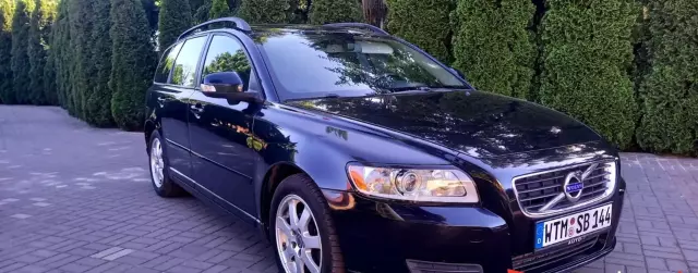 VOLVO V50 1.6 D DRIVe (109 KM)