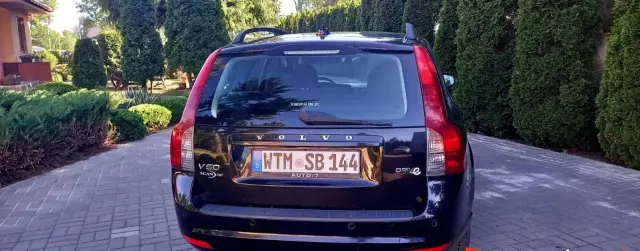 VOLVO V50 1.6 D DRIVe (109 KM)