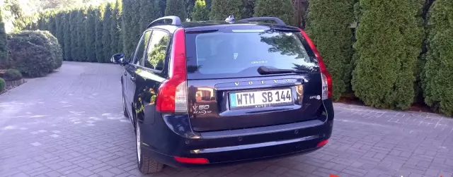 VOLVO V50 1.6 D DRIVe (109 KM)