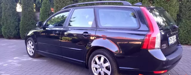 VOLVO V50 1.6 D DRIVe (109 KM)