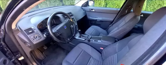 VOLVO V50 1.6 D DRIVe (109 KM)