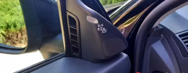 VOLVO V50 1.6 D DRIVe (109 KM)