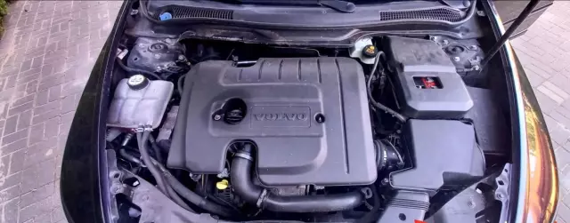 VOLVO V50 1.6 D DRIVe (109 KM)