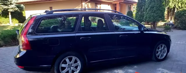 VOLVO V50 1.6 D DRIVe (109 KM)