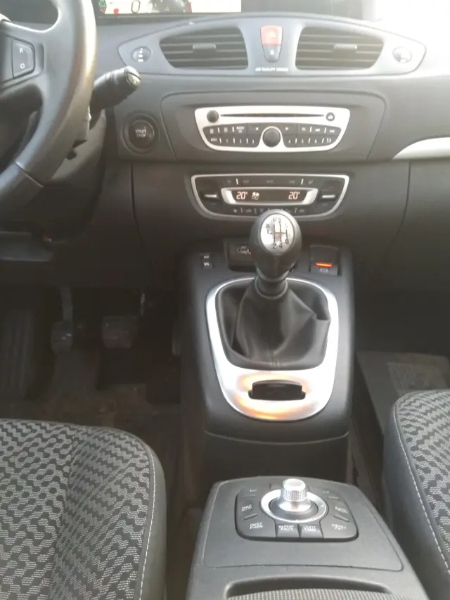 RENAULT Scenic Tomtom SL 110