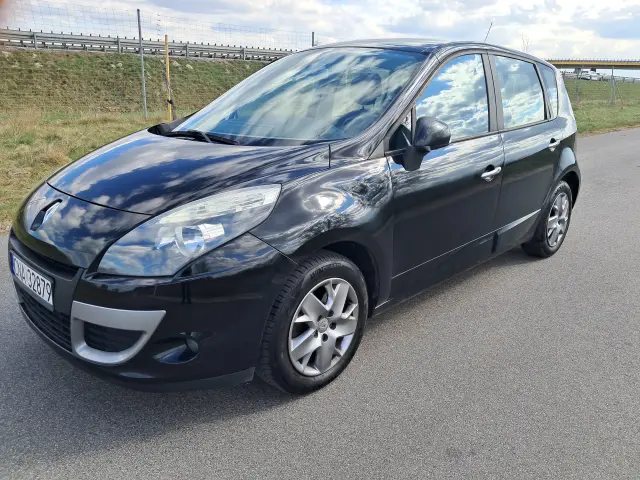 RENAULT Scenic Tomtom SL 110