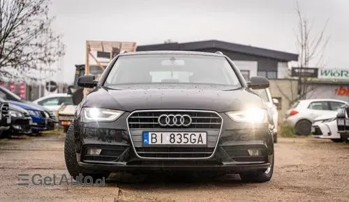 AUDI A4 