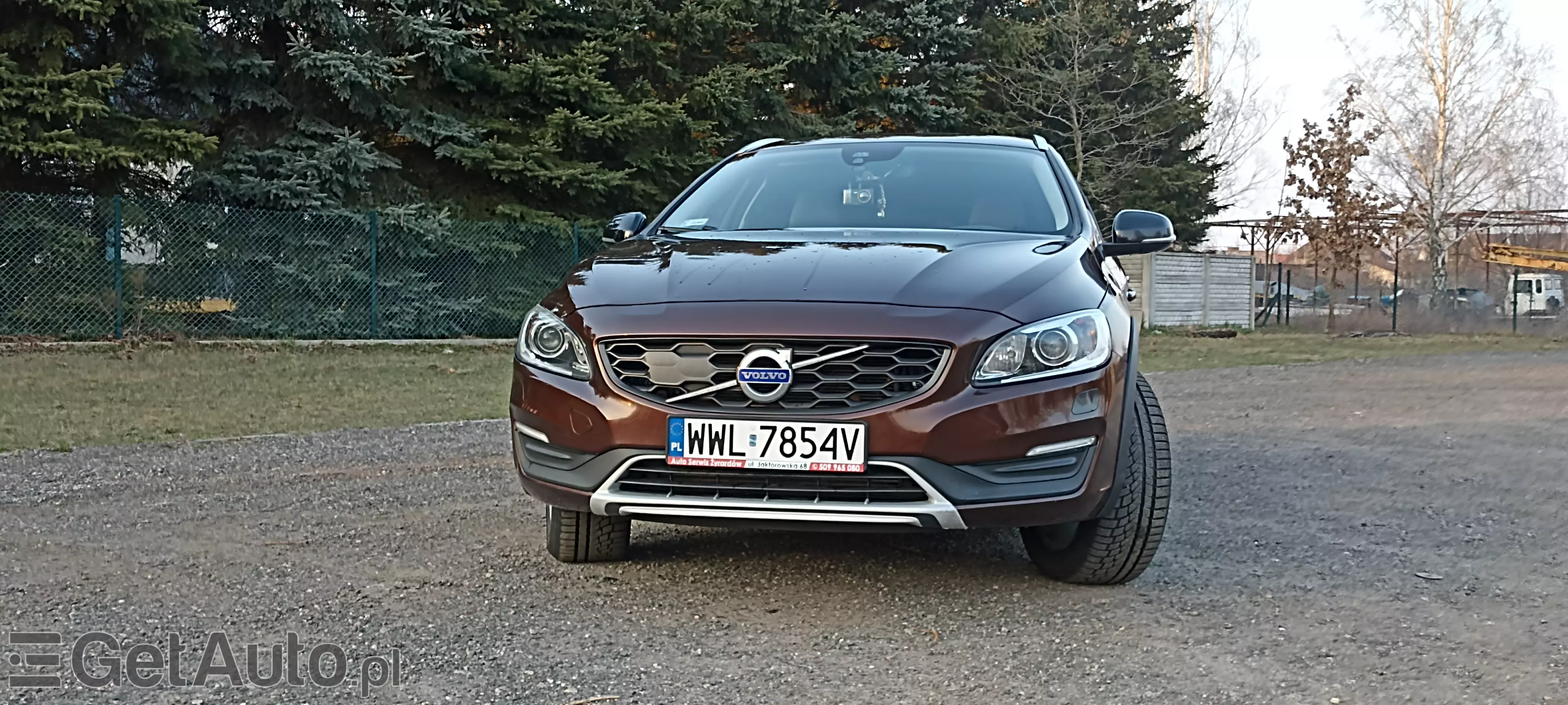 VOLVO V60 Cross Country Momentum