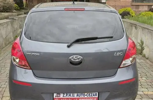 HYUNDAI I20 