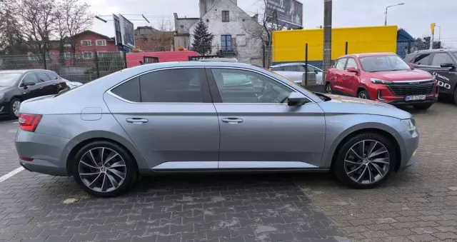 SKODA Superb 2.0 TSI 4x4 L&K DSG