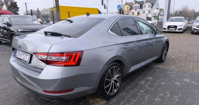 SKODA Superb 2.0 TSI 4x4 L&K DSG