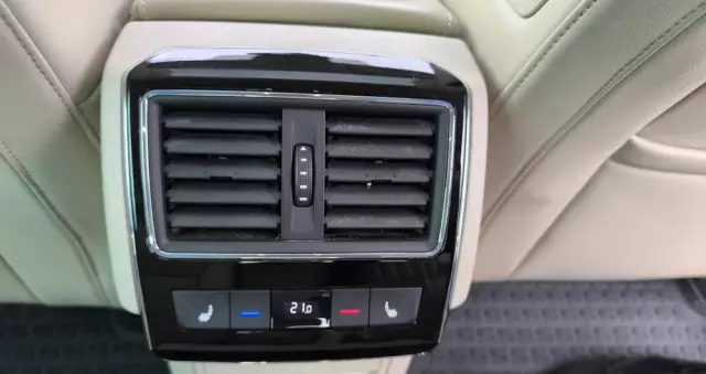 SKODA Superb 2.0 TSI 4x4 L&K DSG