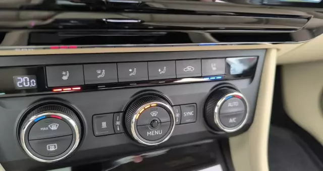 SKODA Superb 2.0 TSI 4x4 L&K DSG