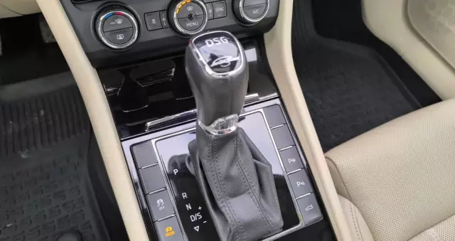 SKODA Superb 2.0 TSI 4x4 L&K DSG