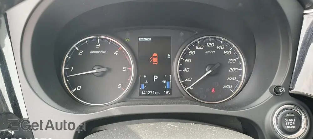 MITSUBISHI Outlander 2.2 DI-D 4WD Automatik Edition 100+