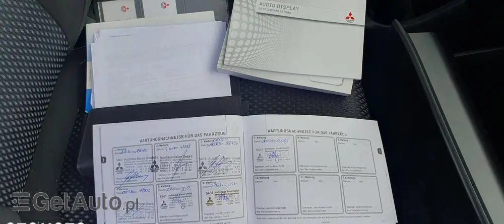 MITSUBISHI Outlander 2.2 DI-D 4WD Automatik Edition 100+