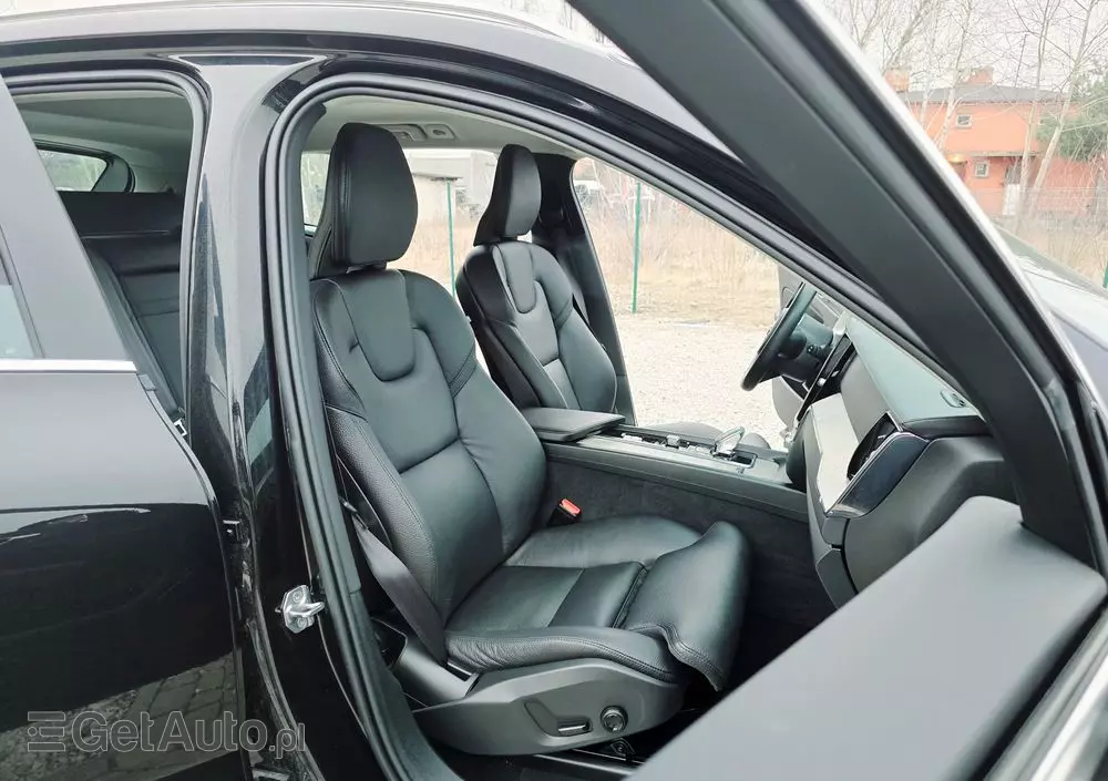 VOLVO XC 60 B5 B AWD Inscription