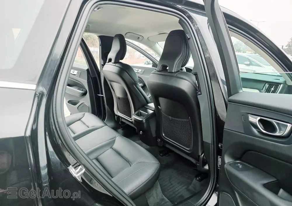 VOLVO XC 60 B5 B AWD Inscription